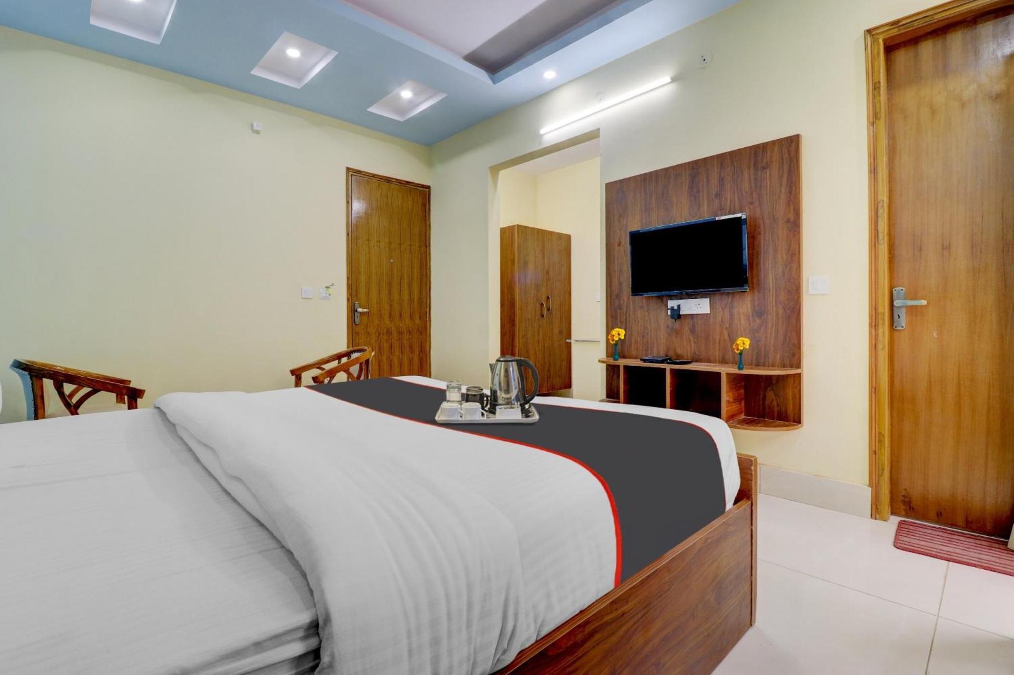 Super Capital O Crestwood Inn دهرادون المظهر الخارجي الصورة
